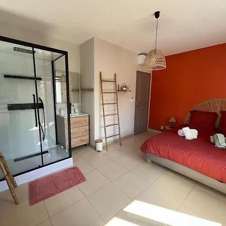 Villa Raphael *